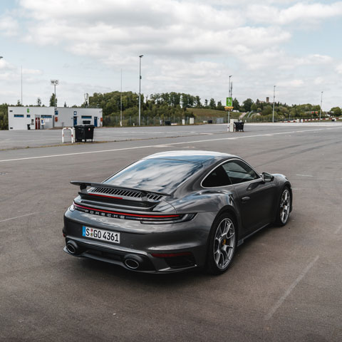 Porsche 911 Turbo S 992